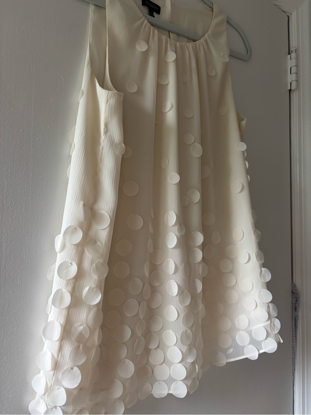 Talbots Cream Sleeveless Blouse with Circular Appliqués